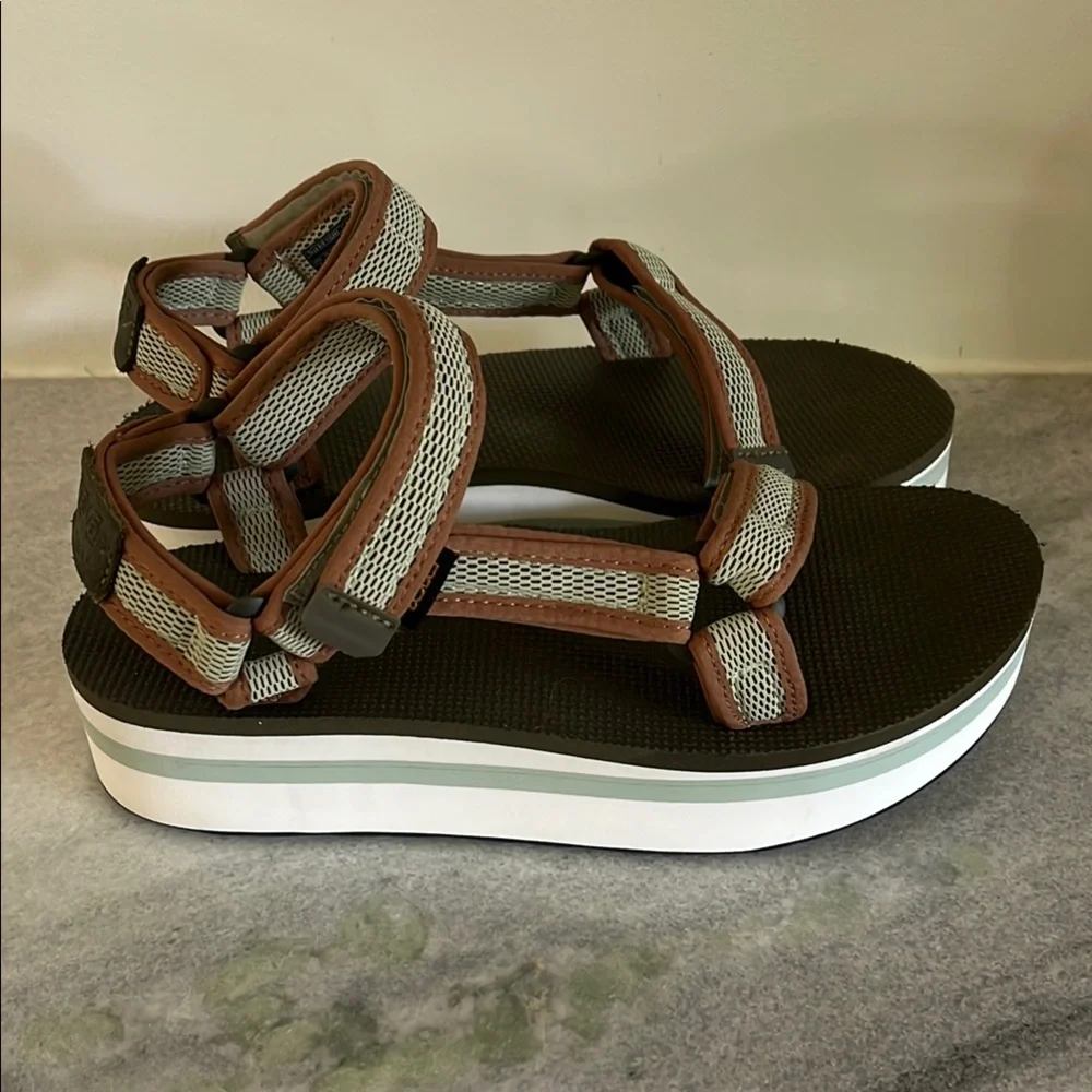 Teva Flatform Universal Mesh Print Women's Wedge Sandal Dark Olive SeaFoam - Picture 8 of 11